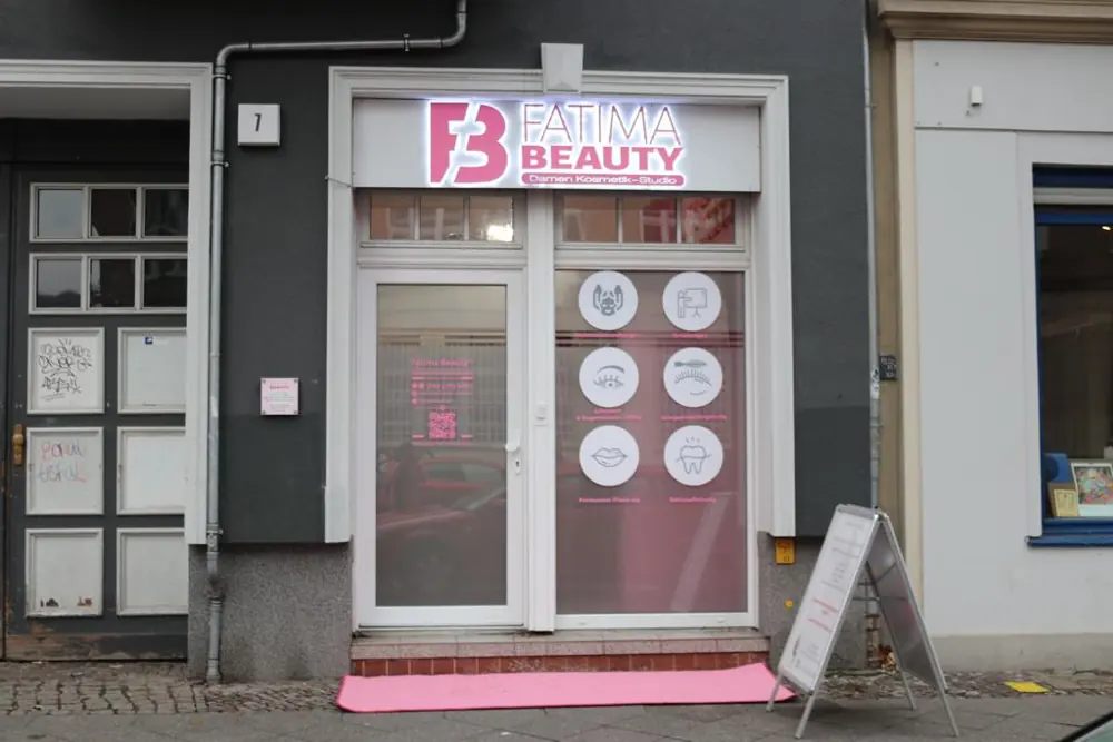 Ladenfront von Fatima Beauty in der Drontheimer Straße